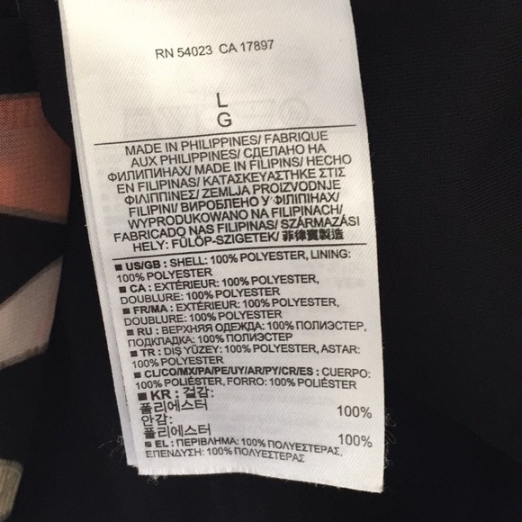 Banana Republic Leaf Print Top - Picture 6 of 6